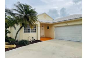 9564 NW 8th Cir, Plantation, FL 33324, Sold 08/06/21