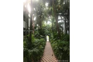 3917 Meridian Ave, Miami, FL 33140, Sold 03/08/22