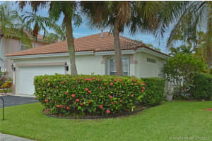 5 Gables Blvd, Weston, FL 33326, Sold 09/07/21