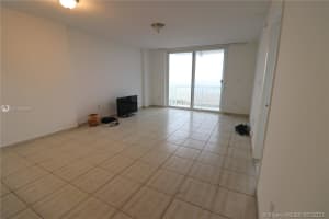 401 Ocean Dr, Miami Beach, FL 33139, Sold 07/28/21