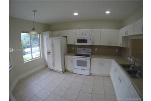 8264 SW 29th St, Miramar, FL 33025, Sold 08/03/21