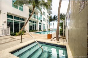 186 SE 12th Terrace, Miami, FL 33131, Sold 08/18/21