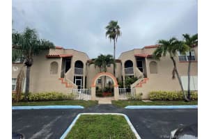 301 SW 86th Ave, Pembroke Pines, FL 33025, Sold 08/31/21