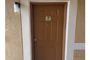 9450 Palm Cir, Pembroke Pines, FL 33025, Sold 08/03/21