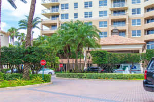 19501 W Country Club Dr, Aventura, FL 33180, Sold 10/04/21