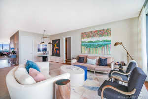 800 South Pointe Dr, Miami Beach, FL 33139, Sold 02/08/22