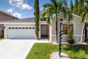 15831 SW 85th Ln, Miami, FL 33193, Sold 08/31/21