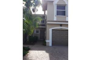 5556 NW 90th Ave, Sunrise, FL 33351, Sold 08/27/21