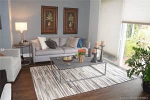 5556 NW 90th Ave, Sunrise, FL 33351, Sold 08/27/21
