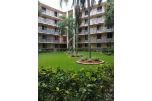 3131 Riverside Dr, Coral Springs, FL 33065, Sold 08/16/21