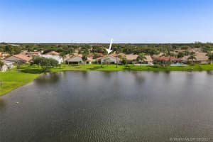 9850 N Oak Knoll Cir, Davie, FL 33324, Sold 08/19/21