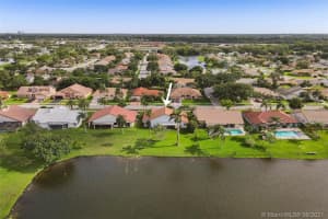 9850 N Oak Knoll Cir, Davie, FL 33324, Sold 08/19/21