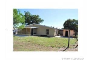 3871 NW 213th St, Miami Gardens, FL 33055, Sold 09/03/21