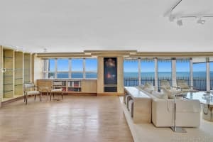 3 Grove Isle Dr, Coconut Grove, FL 33133, Sold 05/16/22