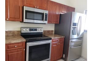 1198 SW 135th Pl, Miami, FL 33184, Sold 09/30/21