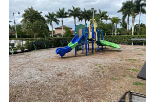 349 NE 37th Pl, Homestead, FL 33033, Sold 08/31/21