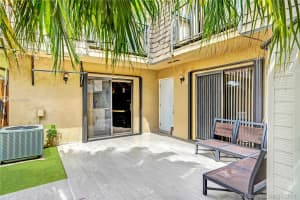 14289 SW 94th Cir Ln, Miami, FL 33186, Sold 08/30/21