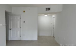 7085 Nova Dr, Davie, FL 33317, Sold 07/29/21