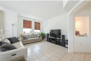 8814 W Flagler St, Miami, FL 33174, Sold 09/14/21