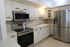 20505 E Country Club Dr, Aventura, FL 33180, Sold 08/20/21