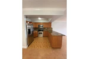 5825 W 25th Ct, Hialeah, FL 33016, Sold 08/27/21