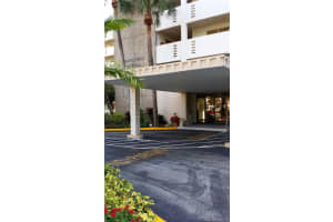 220 Kings Point Dr # 110, Sunny Isles Beach, FL 33160, Sold 10/05/21