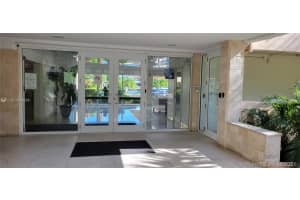 220 Kings Point Dr # 110, Sunny Isles Beach, FL 33160, Sold 10/05/21