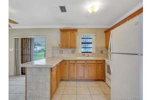 20601 NW 37th Ct, Miami Gardens, FL 33055, Sold 09/29/21