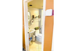 554 Springdale Cir, Palm Springs, FL 33461, Sold 10/22/21