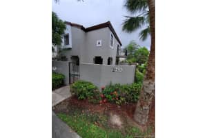 10425 SW 154th Ct, Miami, FL 33196, Sold 10/05/21