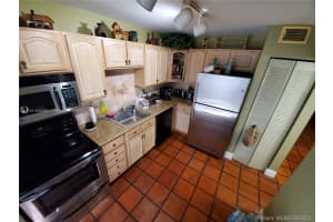 10425 SW 154th Ct, Miami, FL 33196, Sold 10/05/21