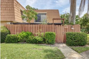 5852 SE Riverboat Dr, Stuart, FL 34997, Sold 10/18/21