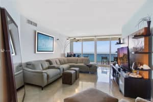 4779 Collins Ave, Miami Beach, FL 33140, Sold 01/20/22