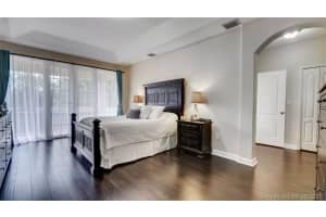 18339 NW 88th Pl, Miami Lakes, FL 33018, Sold 09/30/21