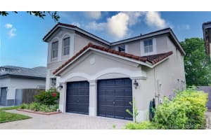 18339 NW 88th Pl, Miami Lakes, FL 33018, Sold 09/30/21