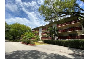 1205 Mariposa Ave, Coral Gables, FL 33146, Sold 11/23/21