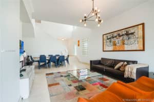 20890 NE 32nd Ave, Aventura, FL 33180, Sold 01/10/22
