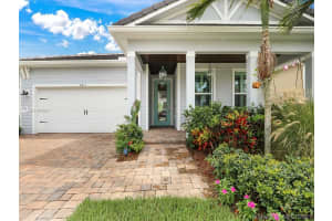 4813 SW Millbrook Ln, Stuart, FL 34997, Sold 09/22/21