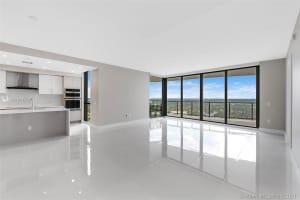 100 E Las Olas Blvd #2401, Fort Lauderdale, FL 33301, Sold 12/15/21