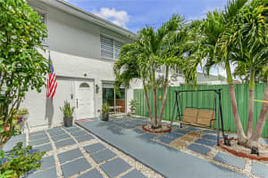 8450 SW 156th Ct, Miami, FL 33193, Sold 10/27/21