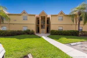 18336 NW 68th Ave, Hialeah, FL 33015, Sold 08/13/21