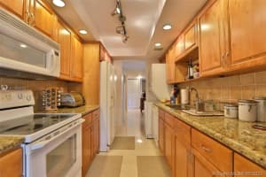 1901 Brickell Ave APT B408, Miami, FL 33129, Sold 03/22/22