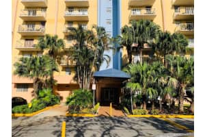 801 NW 47th Ave #207w, Miami, FL 33126, Sold 08/31/21