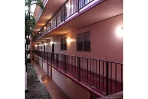 1900 W 68th St APT E205, Hialeah, FL 33014, Sold 09/23/21