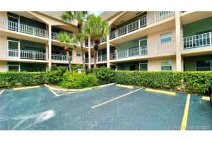 501 Blue Heron Dr, Hallandale Beach, FL 33009, Sold 10/29/21