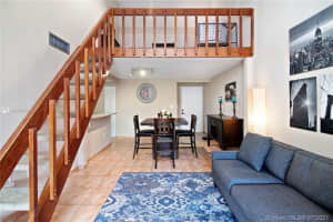 10241 NW 9th St Cir, Miami, FL 33172, Sold 08/13/21