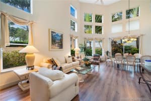 20809 NE 37th Pl, Miami, FL 33180, Sold 09/10/21