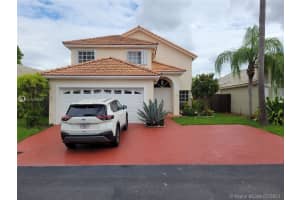 5262 SW 154th Pl, Miami, FL 33185, Sold 11/05/21