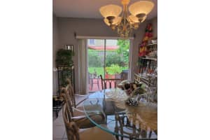 5262 SW 154th Pl, Miami, FL 33185, Sold 11/05/21