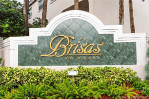 5660 NW 115th Ct, Doral, FL 33178, Sold 09/17/21
